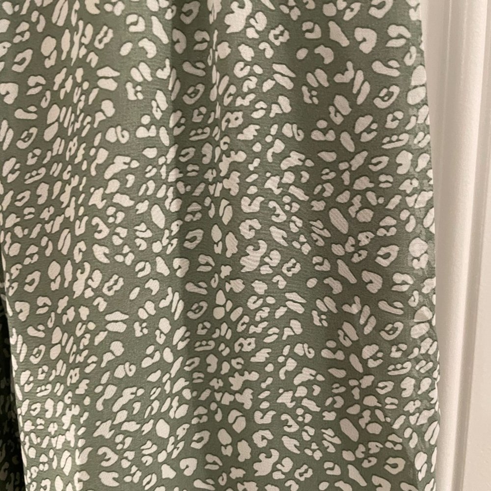 Spring Dress - Picture 3 of 4